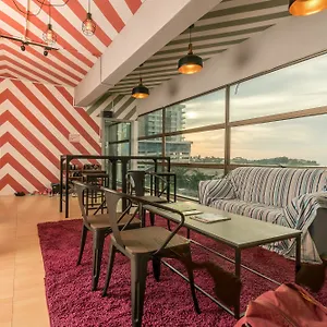 2* Hotel Seaview Capsule